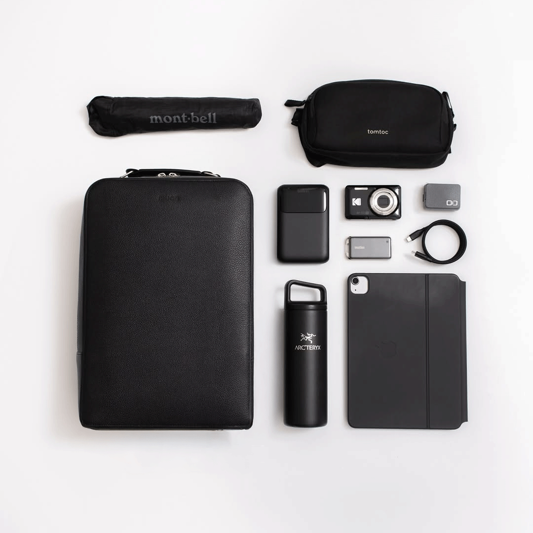 THE Backpack - Black