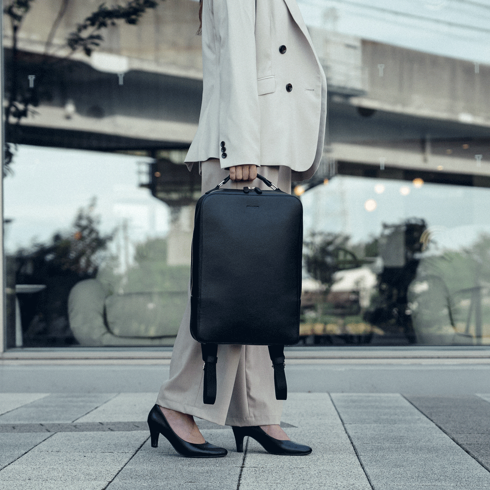 THE Backpack - Beige