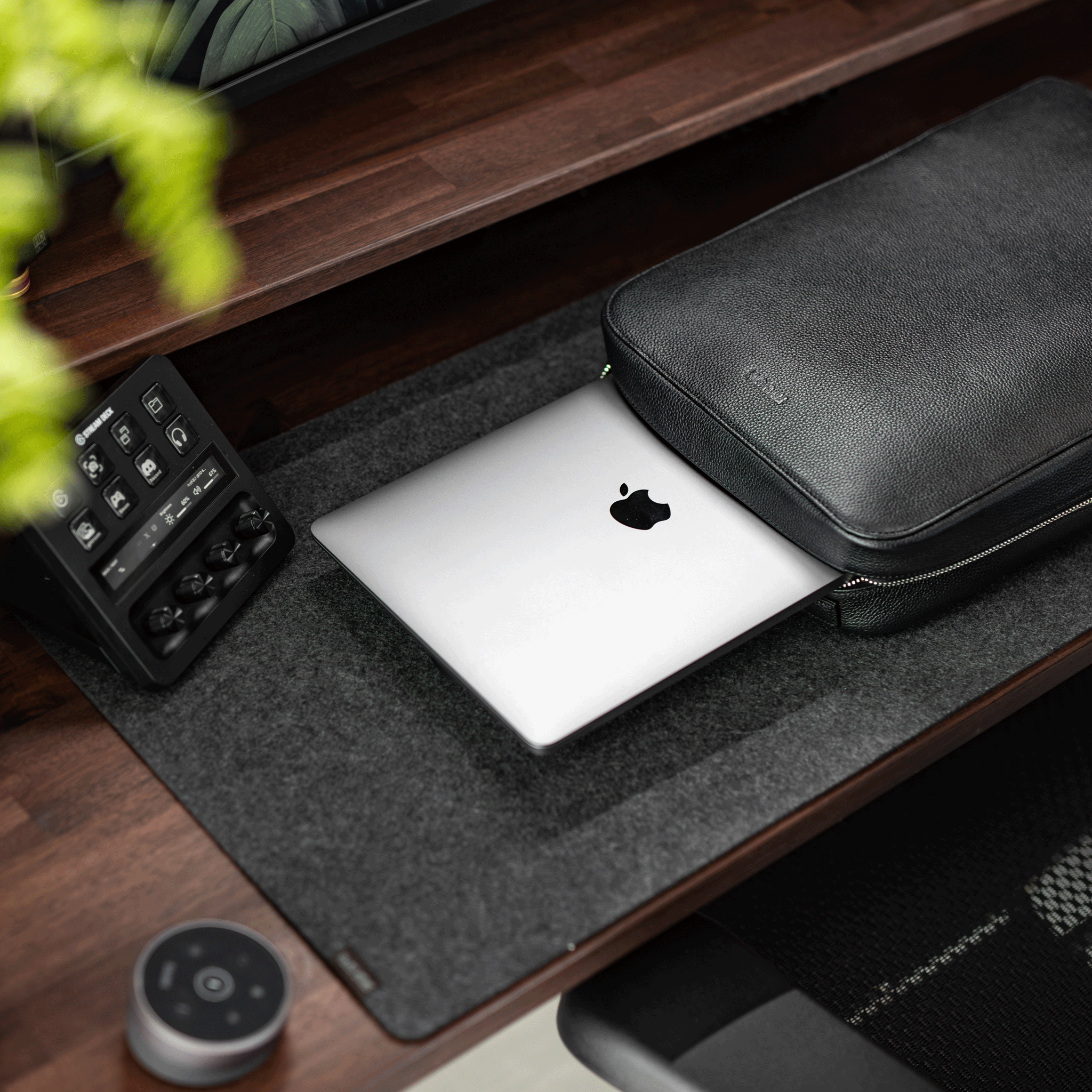 THE Backpack - Khaki