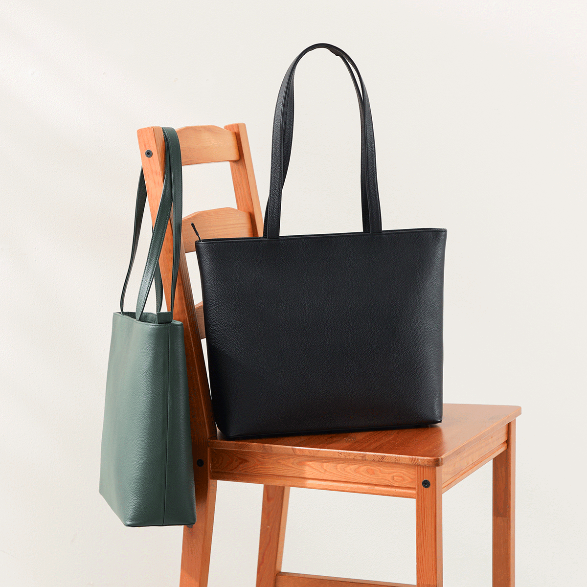 THE Tote - Black