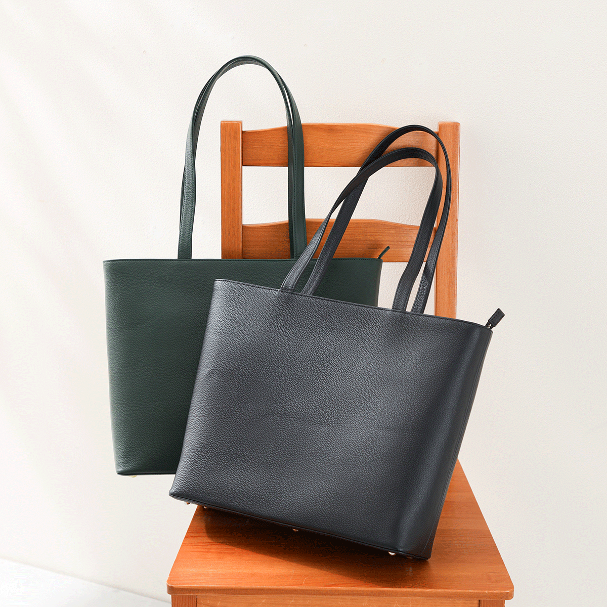 THE Tote - Black