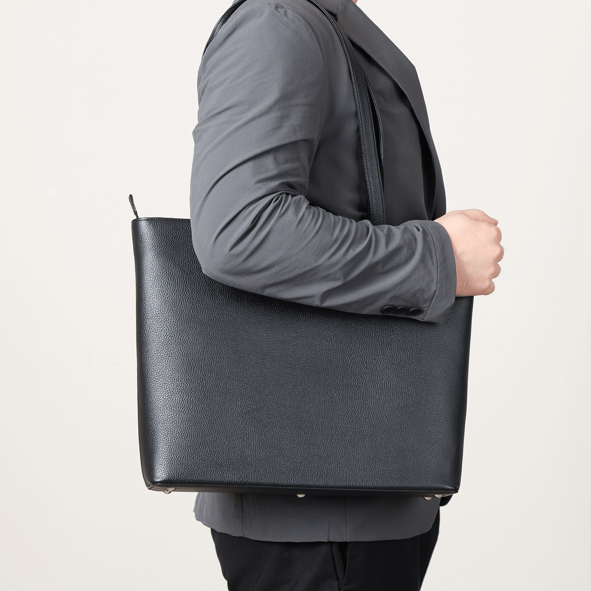 THE Tote - Black