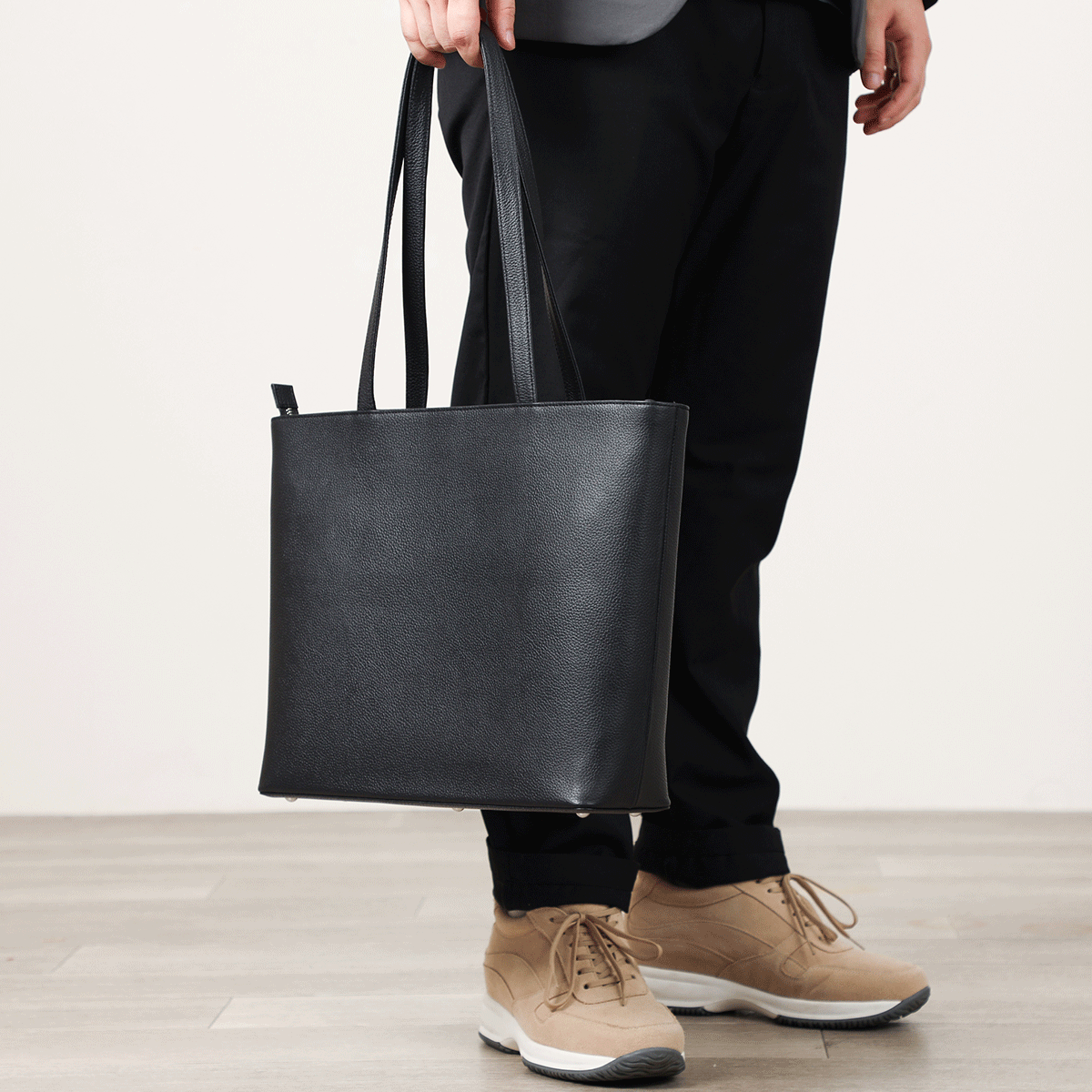 THE Tote - Black
