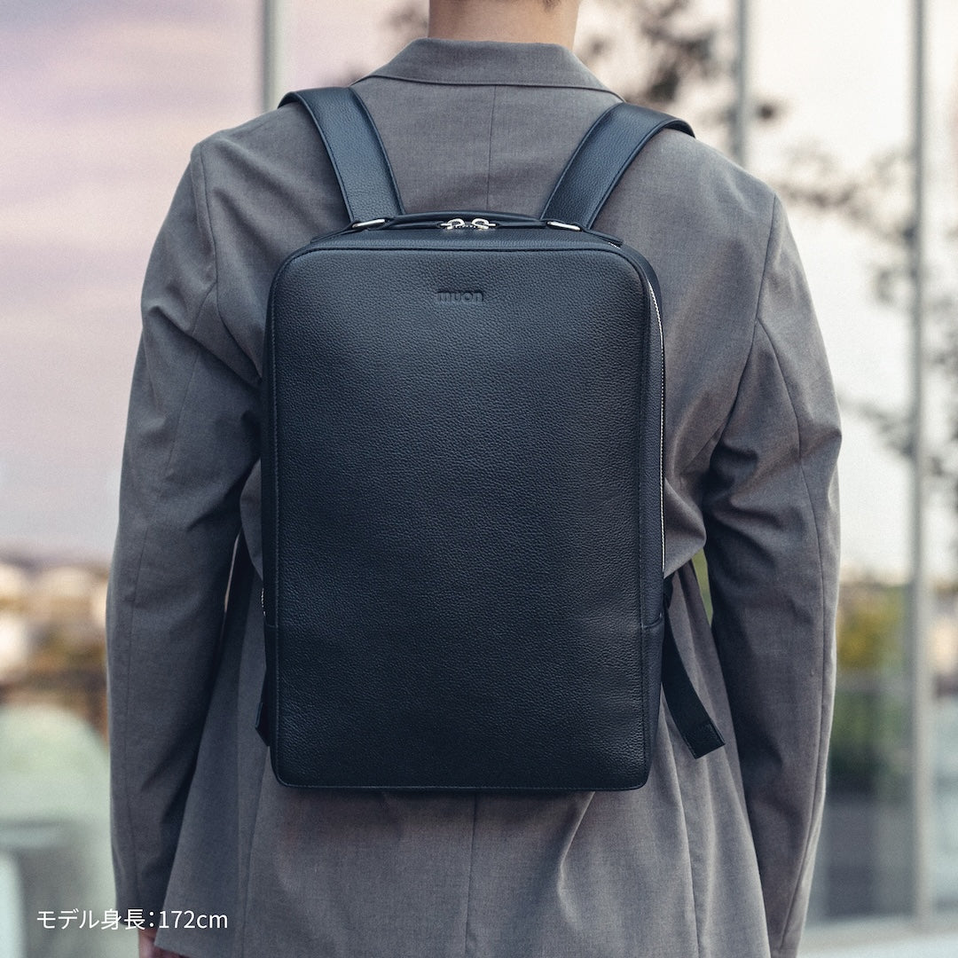 THE Backpack - Black | muon公式オンラインストア THE Backpack - Black | muon公式オンラインストア