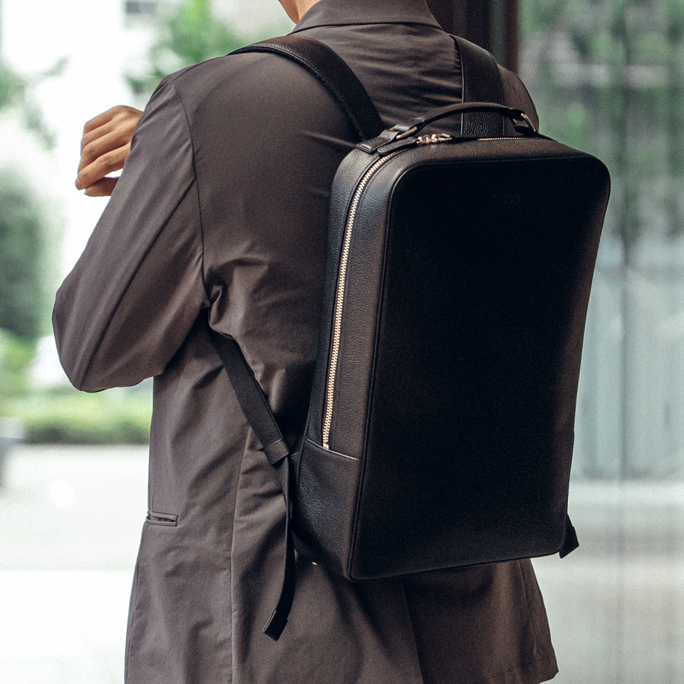 【未使用品に近い】muon The Backpack THE Backpack - Black | muon公式オンラインストア