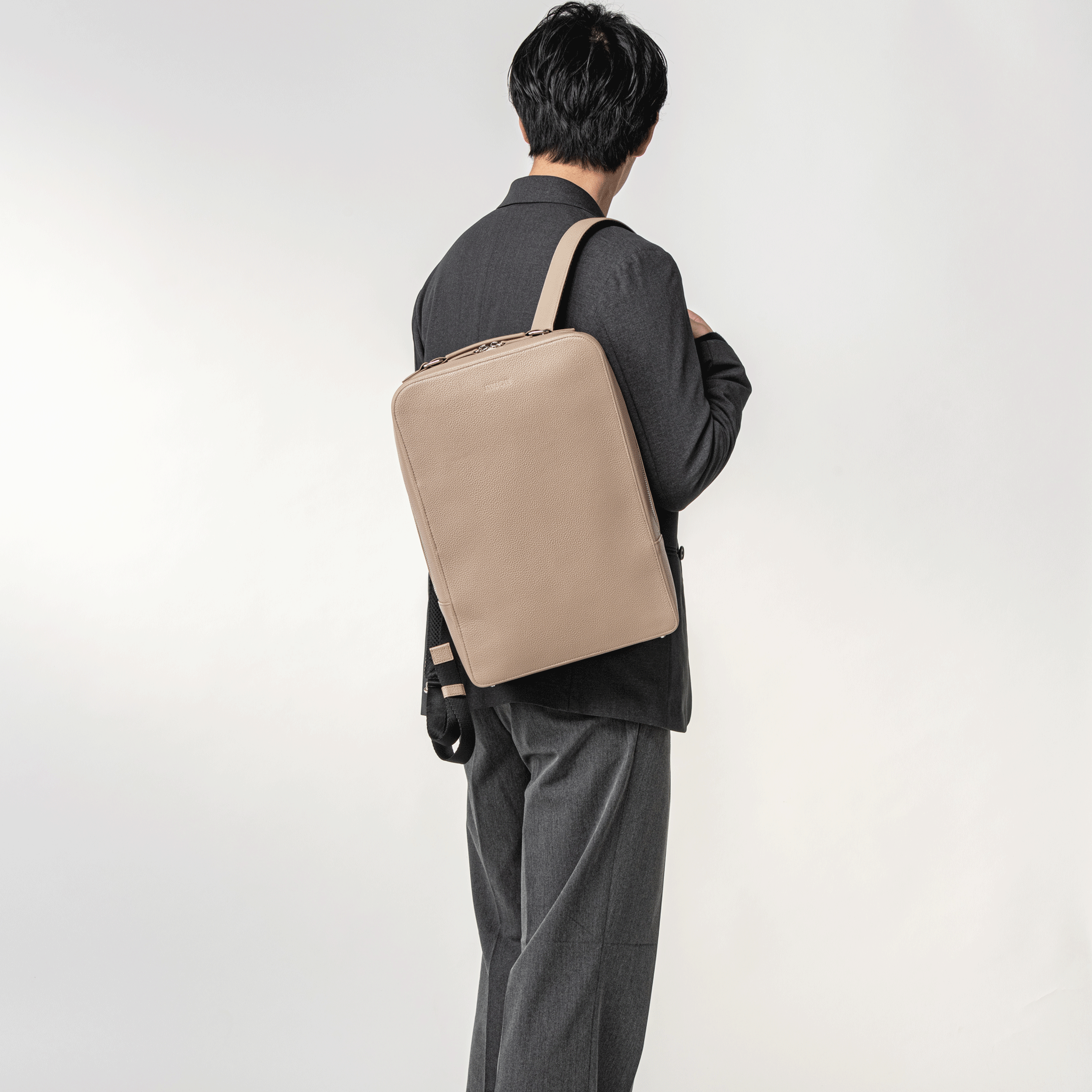 THE Backpack - Beige（予約販売）