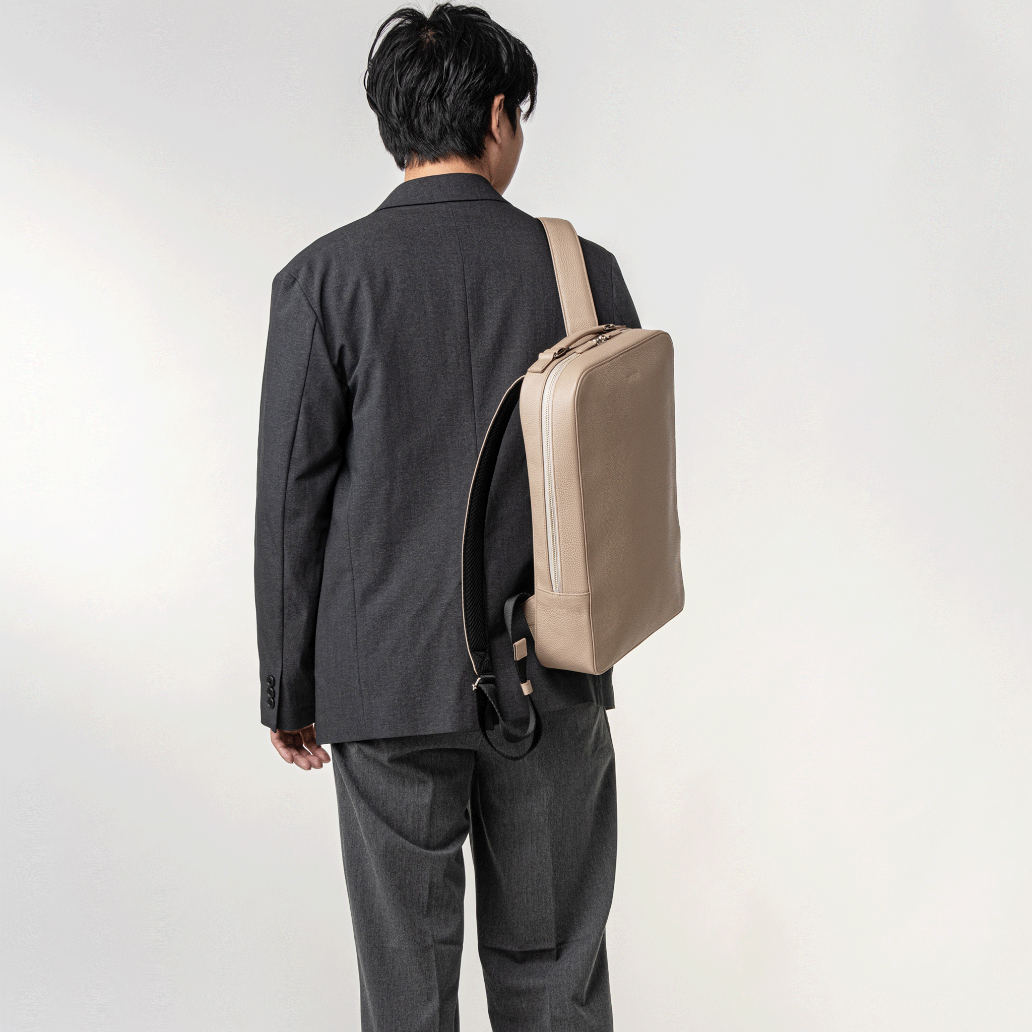 THE Backpack - Beige（予約販売）
