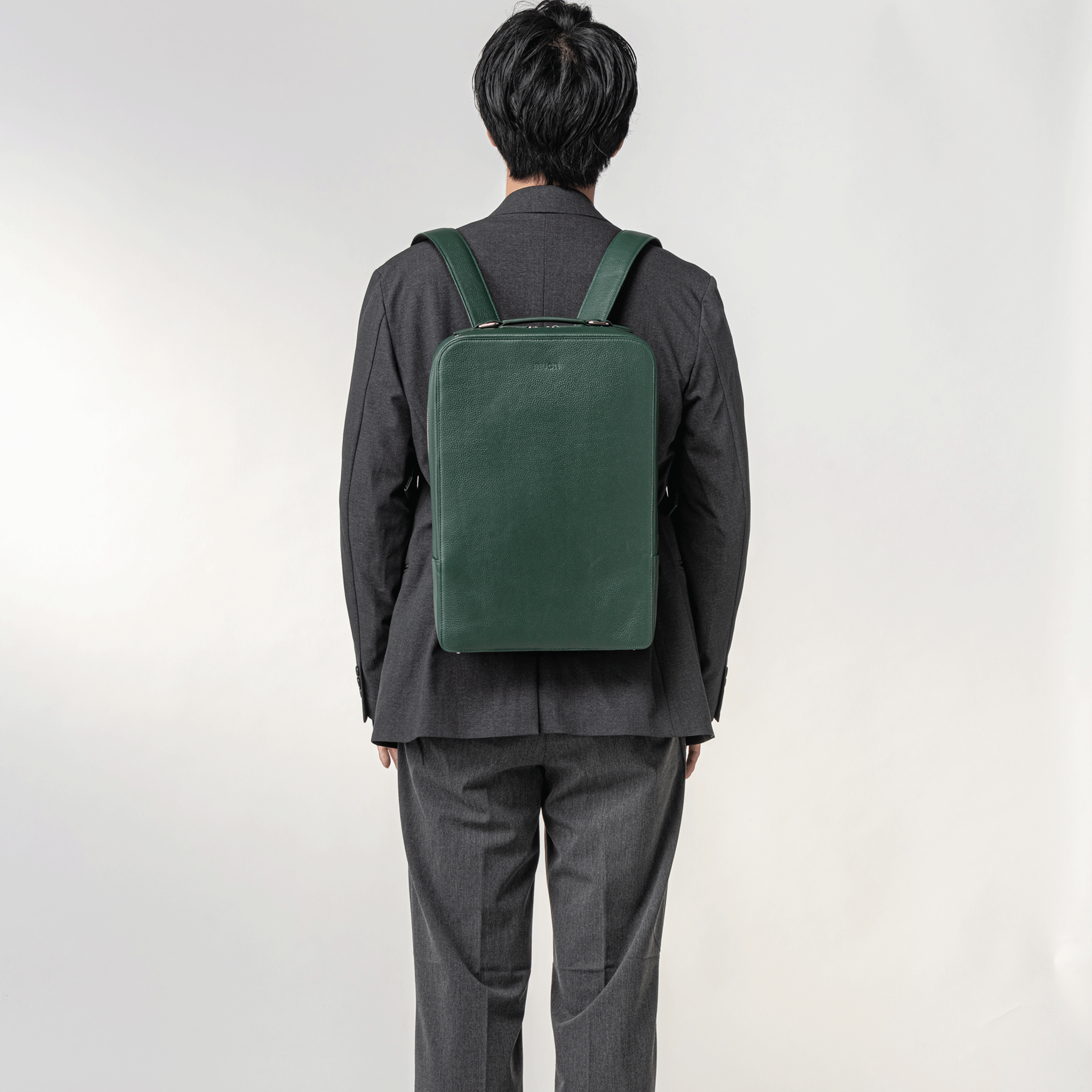 THE Backpack - Khaki（予約販売）