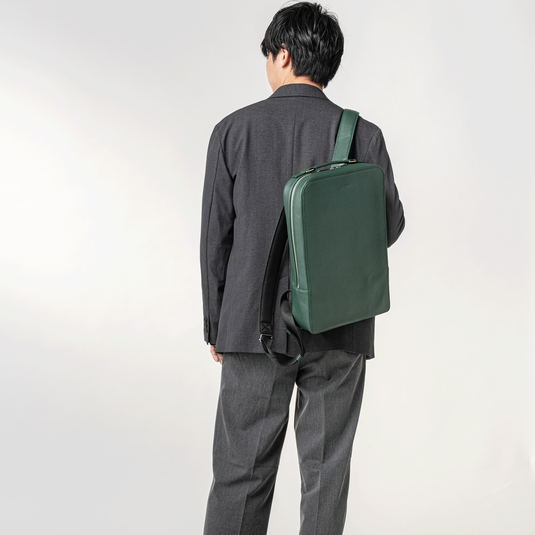 THE Backpack - Khaki（予約販売）