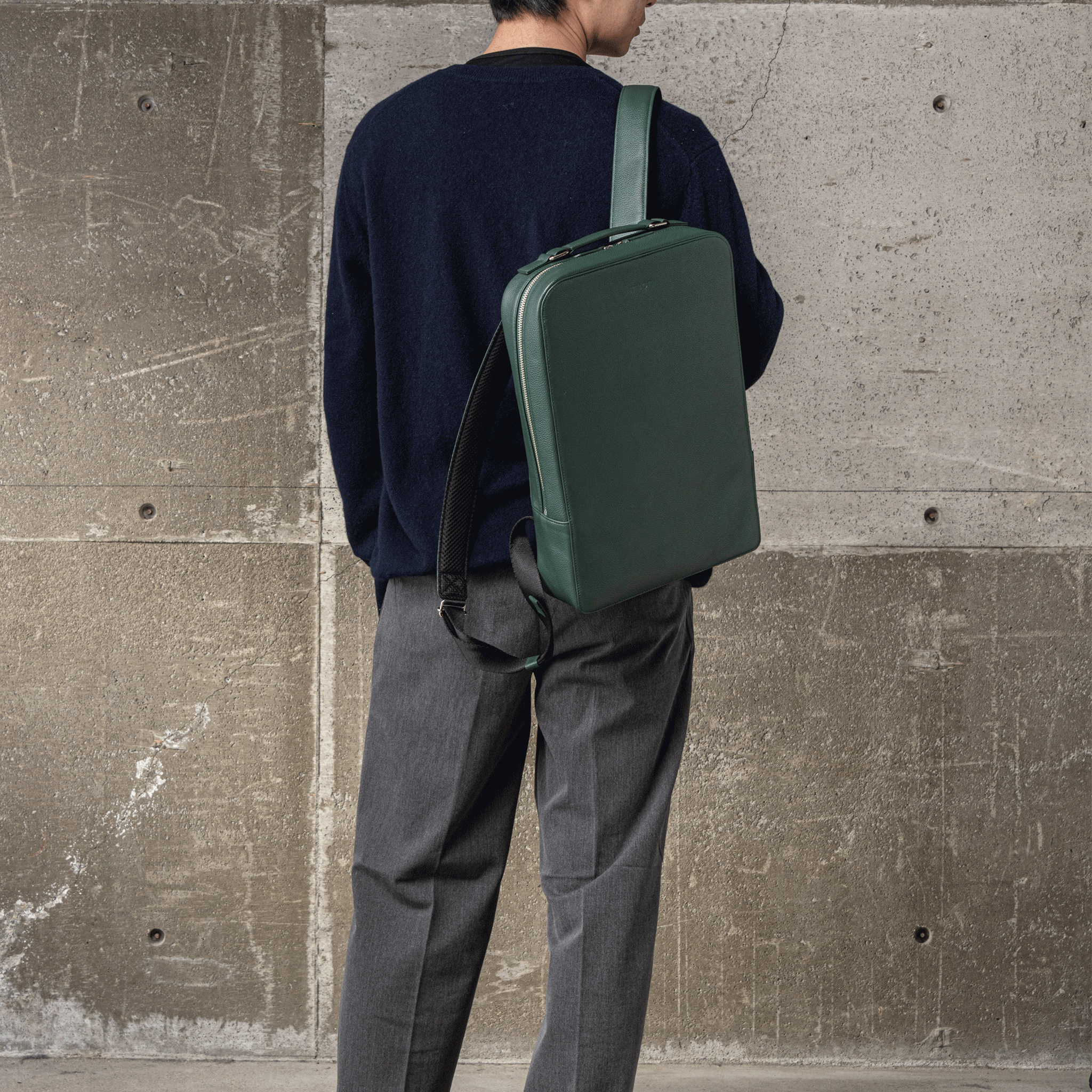 THE Backpack - Khaki（予約販売）